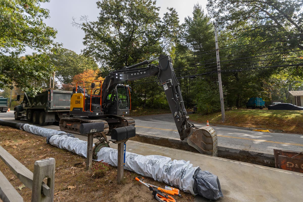 Connecticut Water replaces a water main on Route 12 in Killingly.